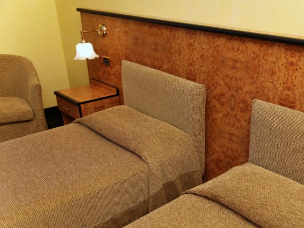 Hotel Le Moran Cusago 4*,